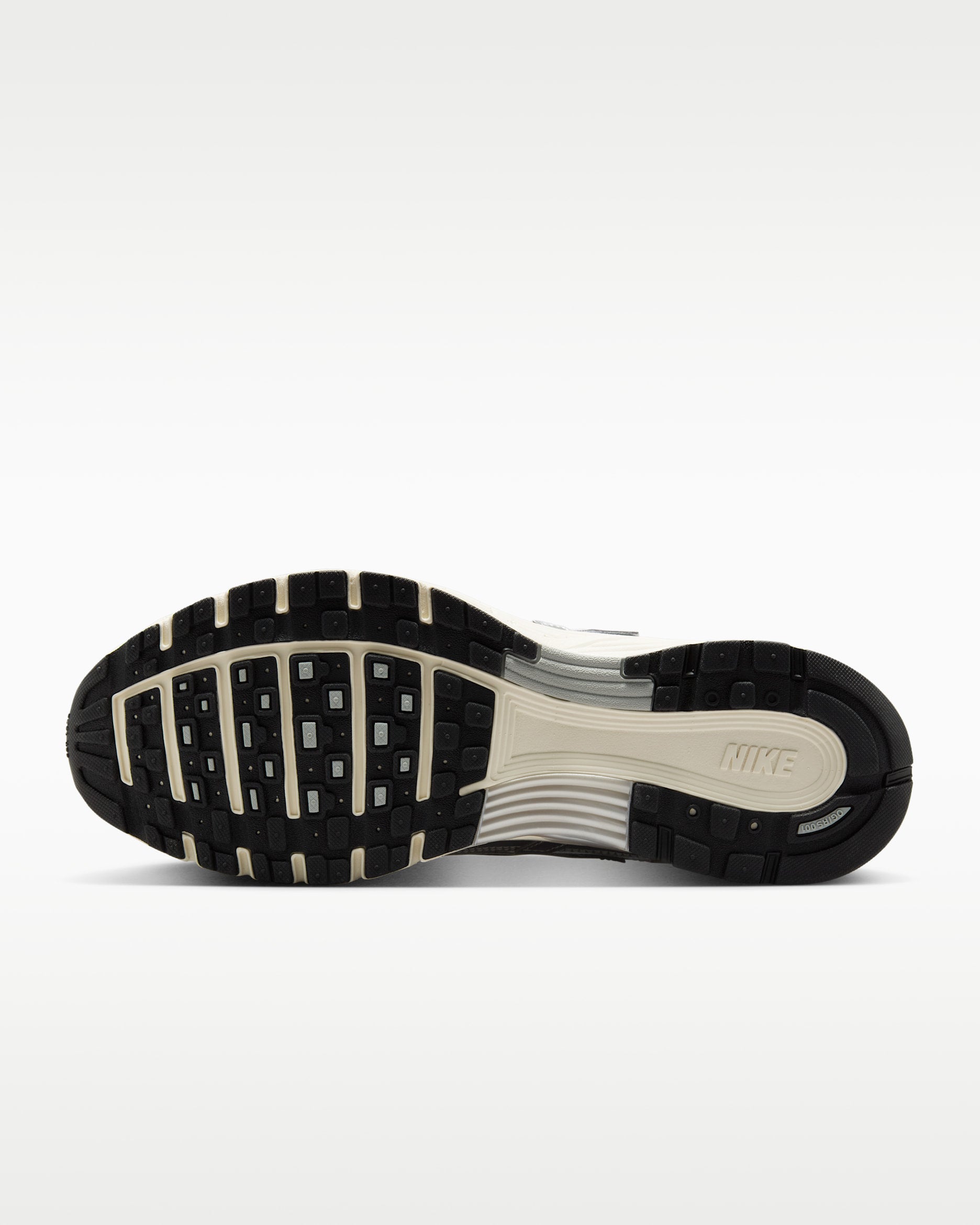 Nike P-6000