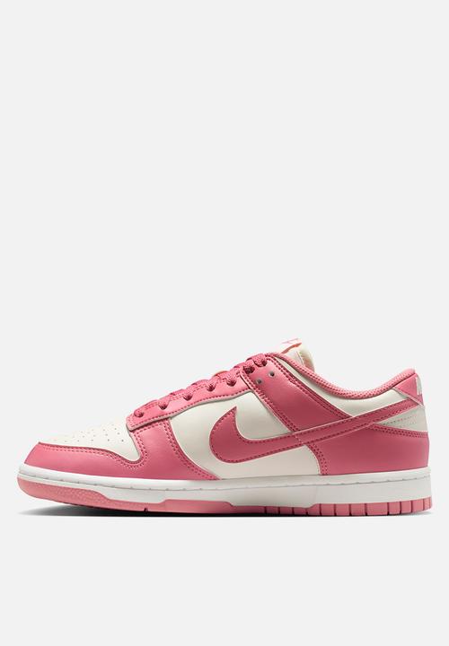 Nike Dunk Low Retro Sneaker